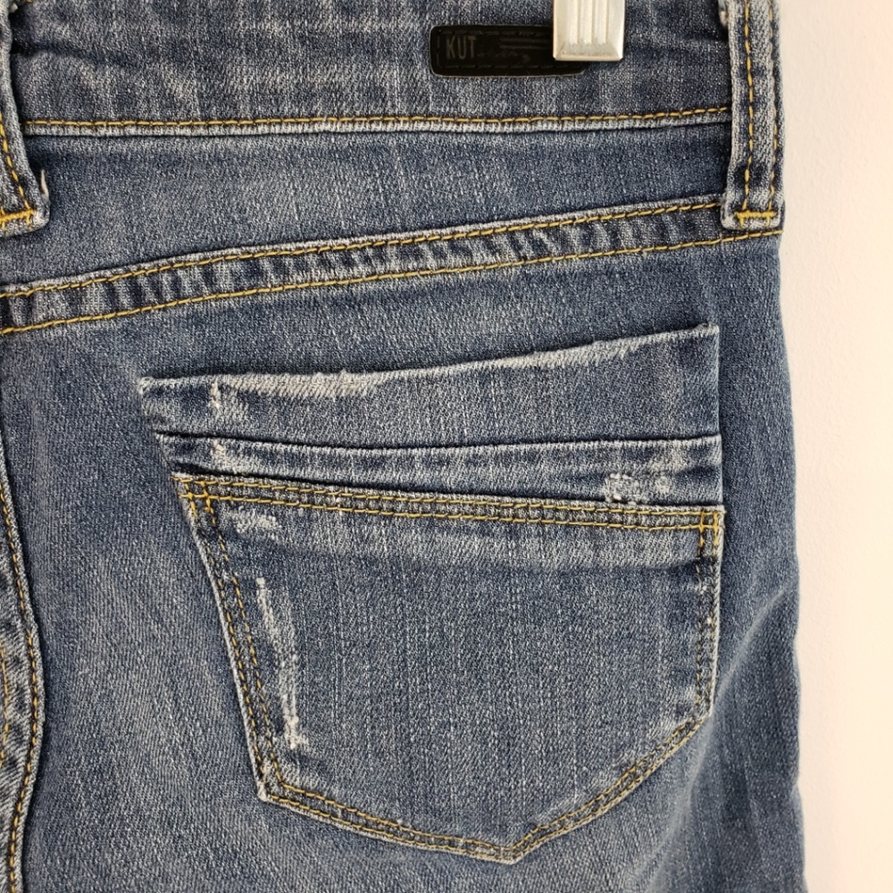Kut From The Kloth Distressed Natalie Crop Jeans - Picture 4 of 7